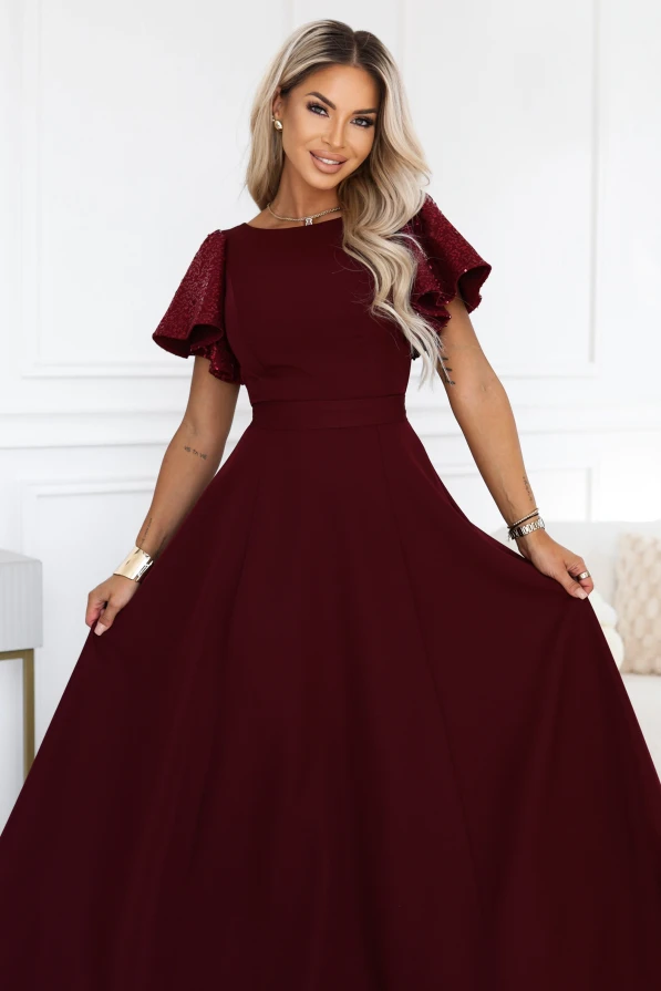 Bordeauxrotes langes Abendkleid Mirella Numoco mit Pailletten-Ärmeln, ausgestelltem Saum und betonter Taille